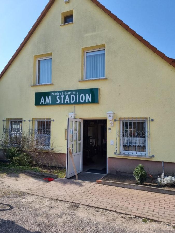 Pension Am Stadion Koelleda Екстериор снимка